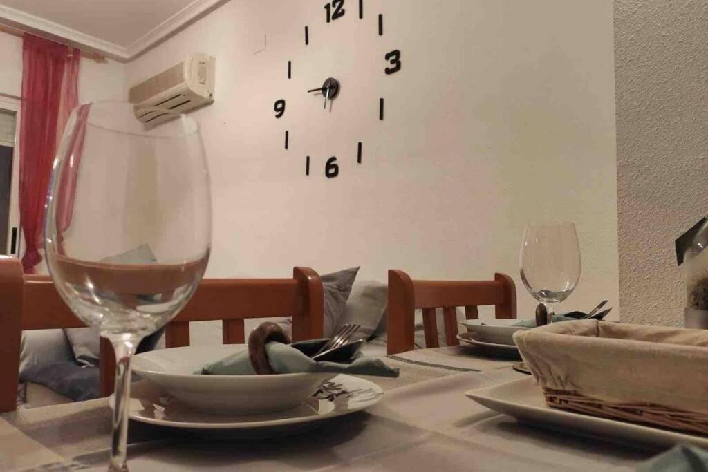 Apartamento con HidroMasaje 1ª Línea de Playa Oropesa del Mar Exterior foto